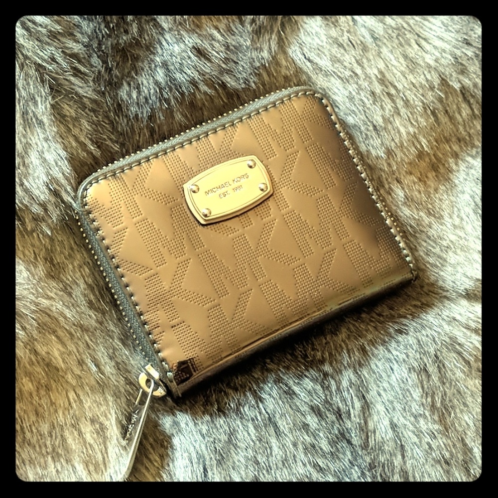 Michael Kors Silver Wallet